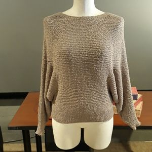 NEW Debut Beautiful Sweater Size Small.